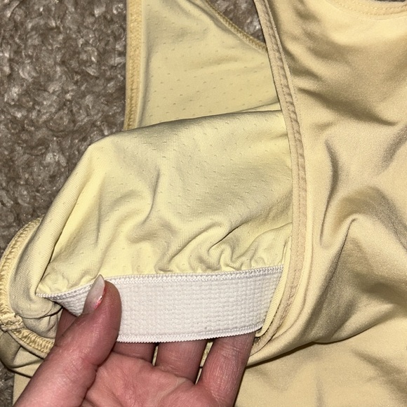 Under Armour Matching Skirt and Tank Activewear - Picture 4 of 10